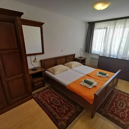 In 27284 Appartamento Selce