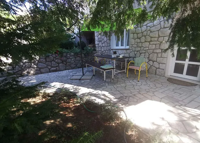 In 27284 Appartamento Selce